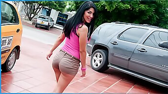 ¡mariana, Una Latina Curvilínea, Hace Una Mamada Caliente Y Disfruta De Sus Grandes Culos En Un Video Caliente!