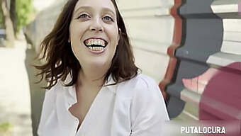 Ruth Ruc Y El Hilarante Jugo Al Aire Libre De Torbe Con Corrida Incluidas