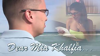 Mia Khalifa Epikus Arab Hercegnős Kollekciója Nagy Farkakkal, Nagy Mellekkel És Még Sok Mással