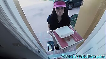 Teen Gets Facial Cumshot From Delivery Guy In Hd Video